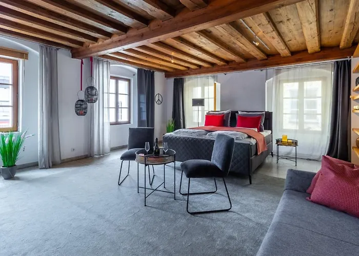 BARONHAUS Aparthotel & Suites